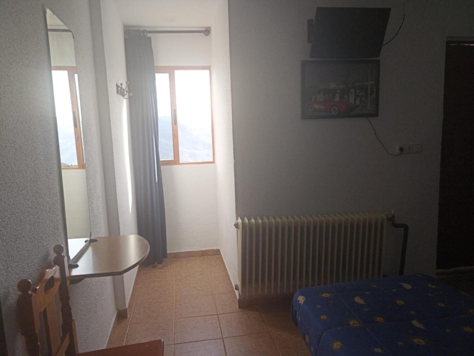 Hostal El Desvio سْييرا نيفادا المظهر الخارجي الصورة