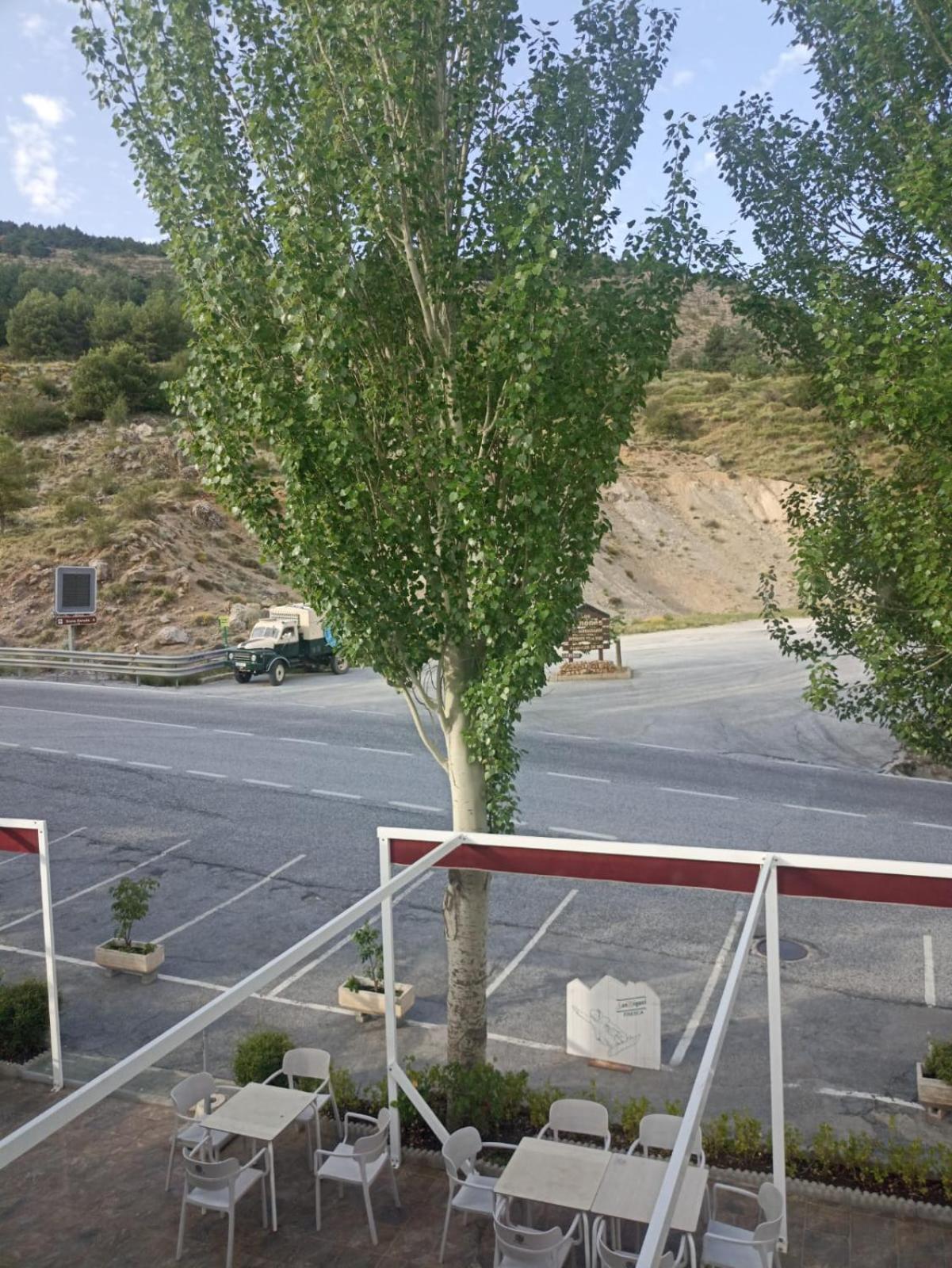 Hostal El Desvio سْييرا نيفادا المظهر الخارجي الصورة
