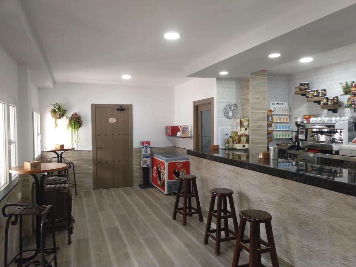 Hostal El Desvio سْييرا نيفادا المظهر الخارجي الصورة